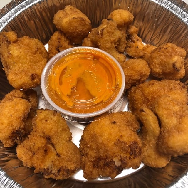 BUFFALO CAULIFLOWER BITES.