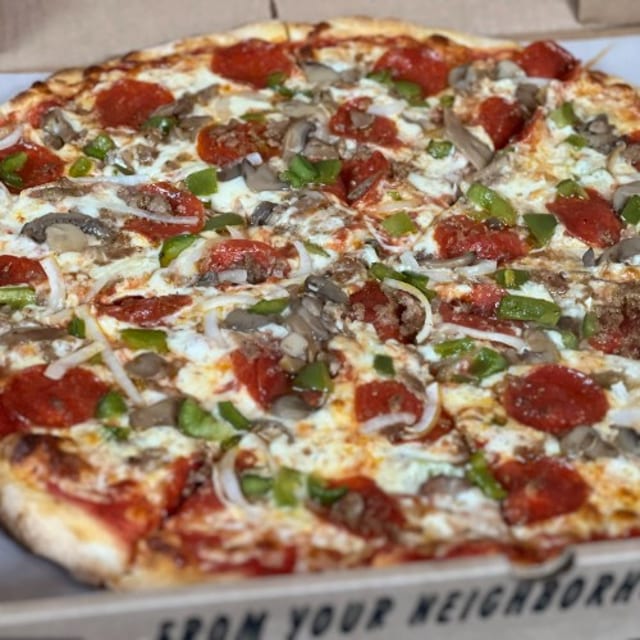 SMALL SPECIAL PIZZA.