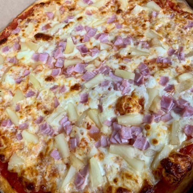 MEDIUM HAWAIIAN.