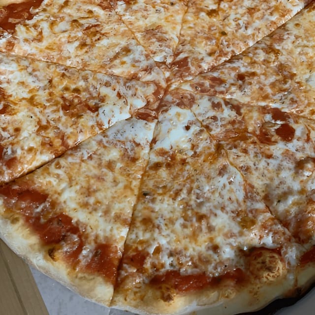 MEDIUM CHEESE PIZZA.
