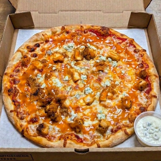 LARGE BUFFALO CHICKEN PIZZA