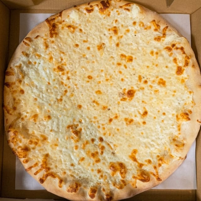 SMALL WHITE PIZZA.