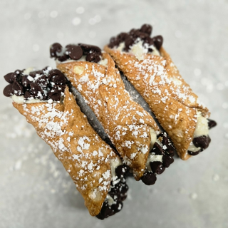 CANNOLI (1)