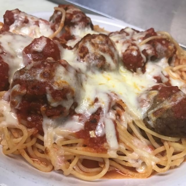 BAKED SPAGHETTI AND MEATBALLS.
